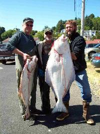 Whale Watching Depoe Bay Capt. Ken "Endeavor"s to get the Bigguns