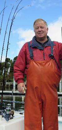 Whale Watching Depoe Bay CAPTAIN LARS